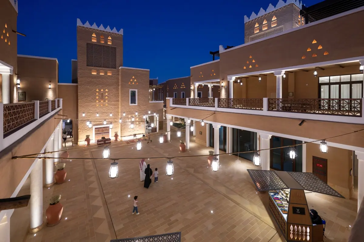 موسم الدرعية 26/25 يعلن تمديد عدد من برامجه