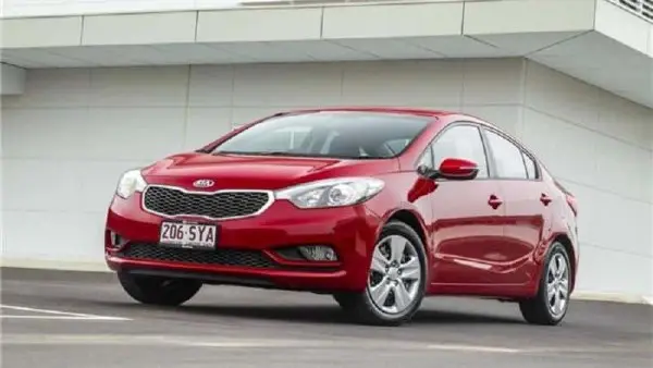 سعر كيا سيراتو 2015 المستعملة