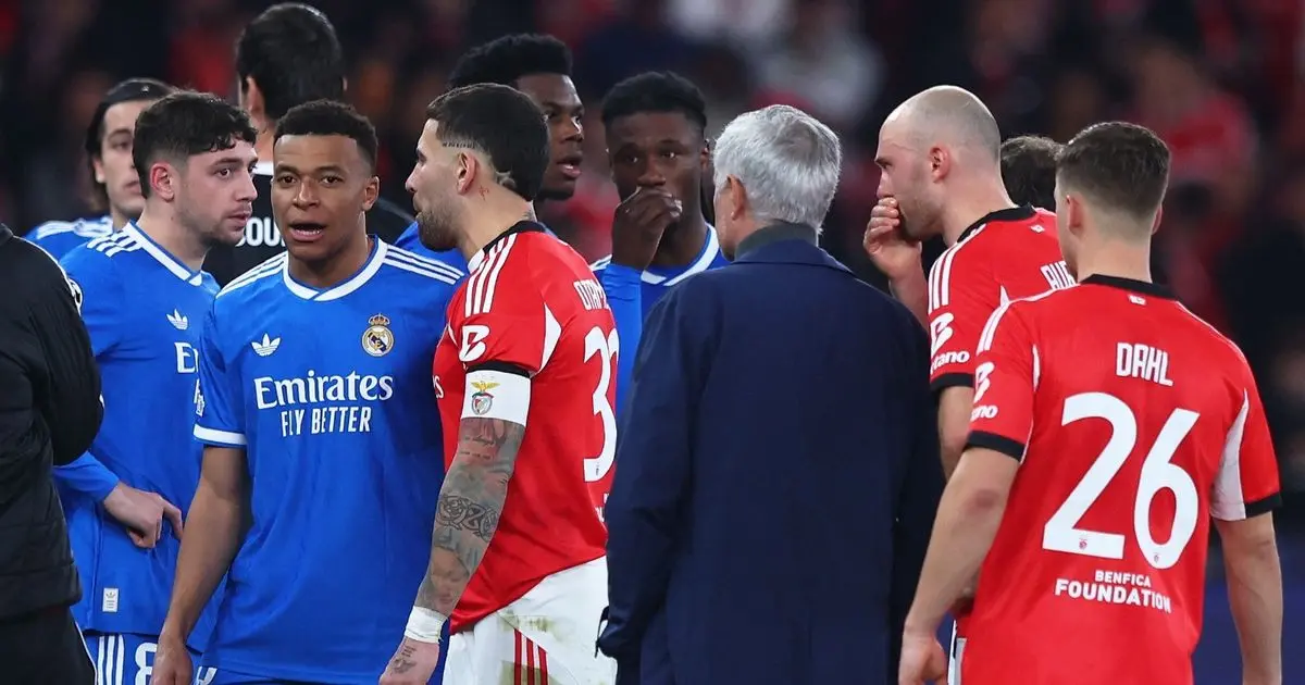 فالفيردي يكشف ما حدث مع فينيسيوس ويوجه اتهاماً للاعب بنفيكا