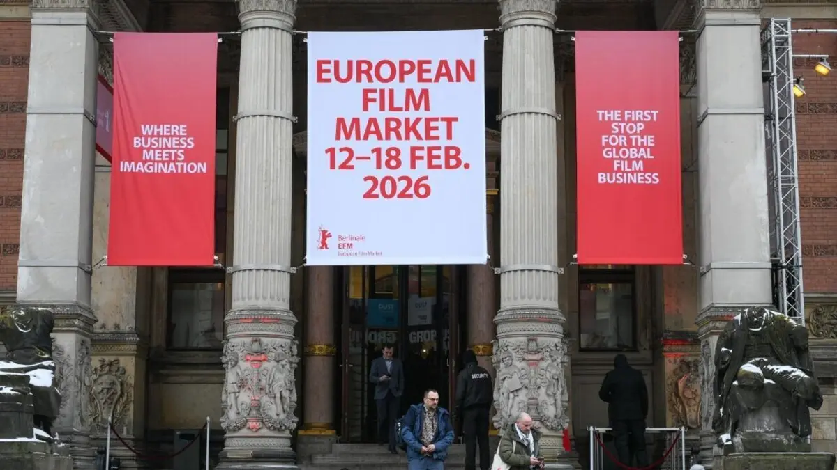 80 فنانا عالميا ينددون بصمت مهرجان برلين على ما يعدونه إبادة في غزة