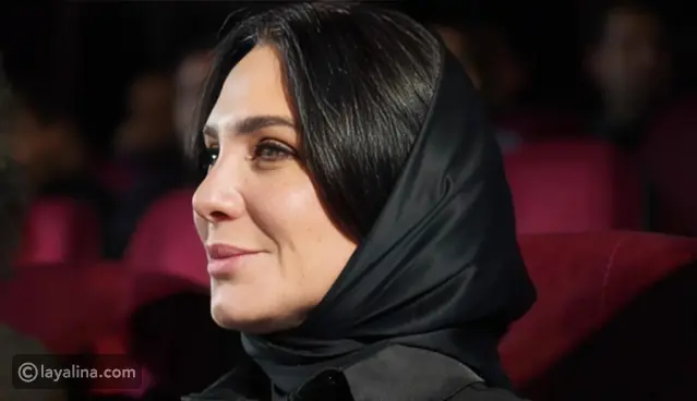 بالخمار الأسود: سلاف فواخرجي ترد على جدل ظهورها بالحجاب