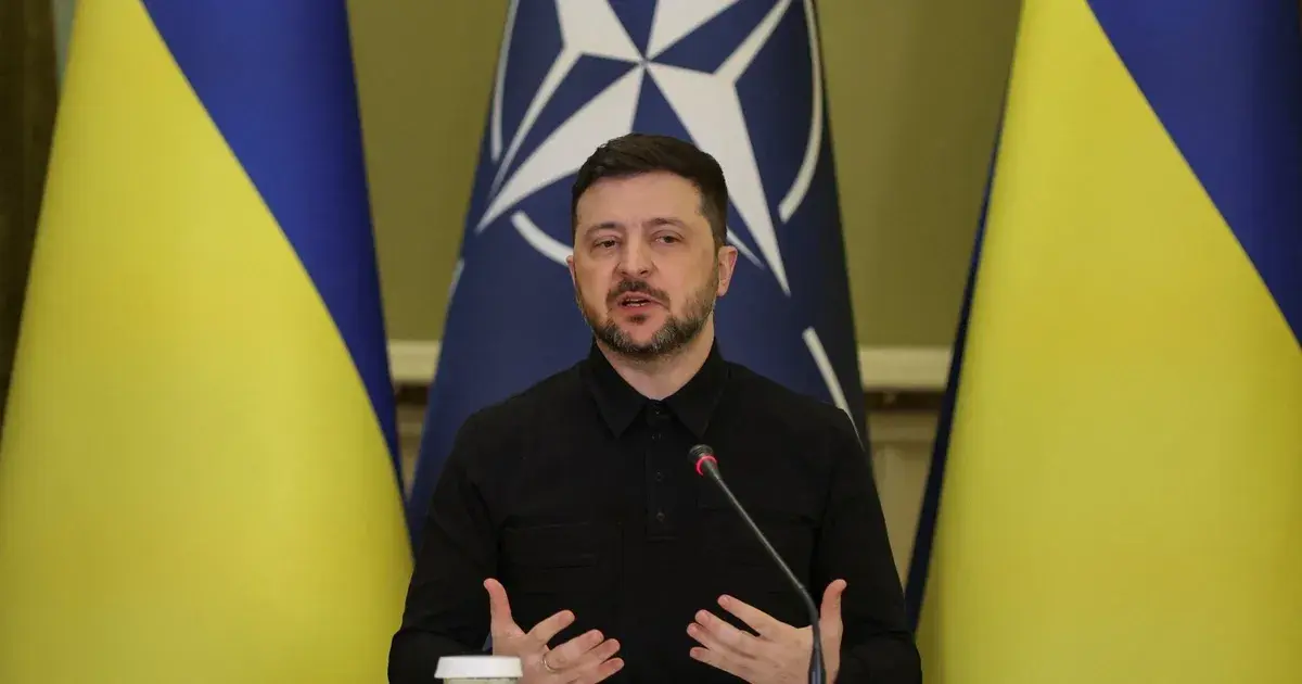 زيلينسكي: لن نسمح بتسليم دونباس.. وموسكو: لا اتفاق خارج "أنكوريج"