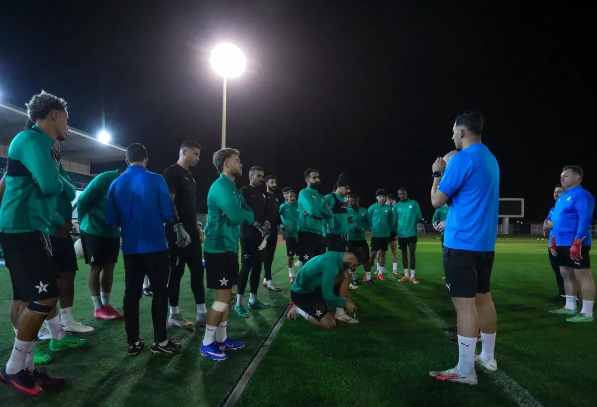الدوري السعودي: الأهلي لتضييق الخناق على الهلال من شباك النجمة
