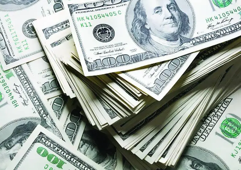 ارتفاع الدولار مع استمرار توتر الأسواق