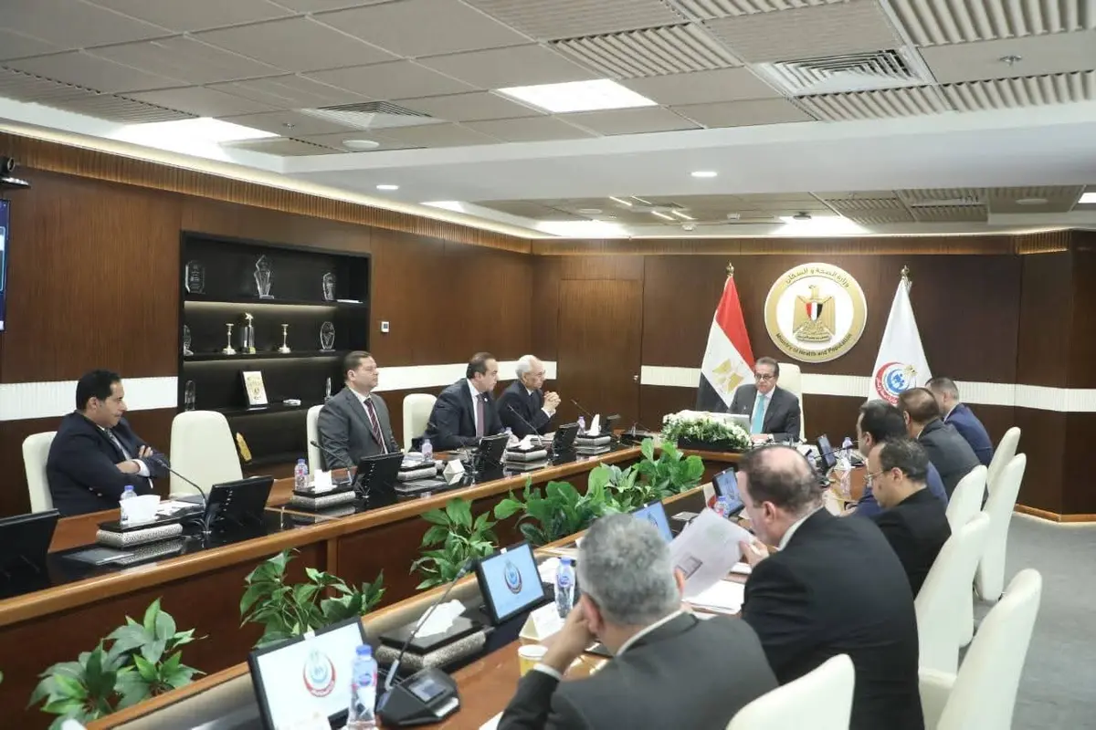 وزير الصحة يتابع الاستعدادات للتشغيل التجريبي لمنظومة التأمين الصحي الشامل بمحافظة المنيا