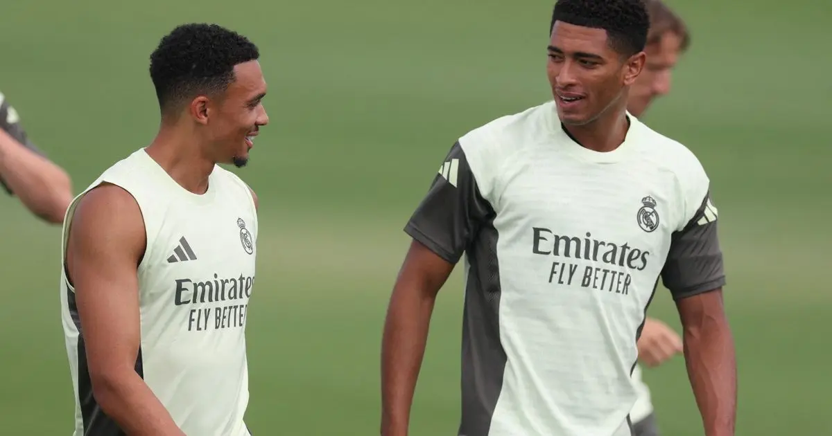 أسطورة إنجلترا يرد على توخيل ويدافع عن لاعب ريال مدريد