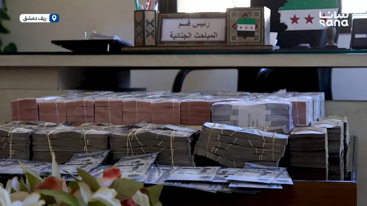 قسم المباحث الجنائية في النبك بريف دمشق يلقي القبض على سارقي محل ويستعيد المسروقات