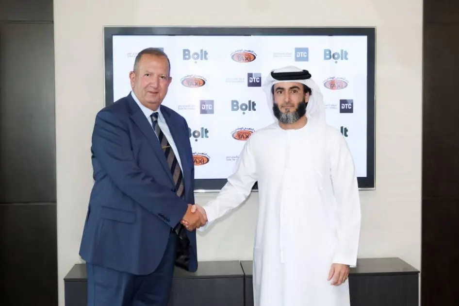 1823 مركبة من «التاكسي الوطني» تنضم إلى منصة «بولت»