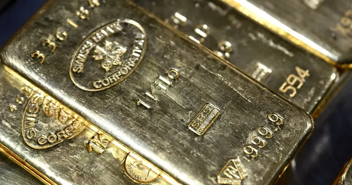 الذهب يتجاوز 5 آلاف دولار للأوقية مع إقبال المستثمرين على الشراء