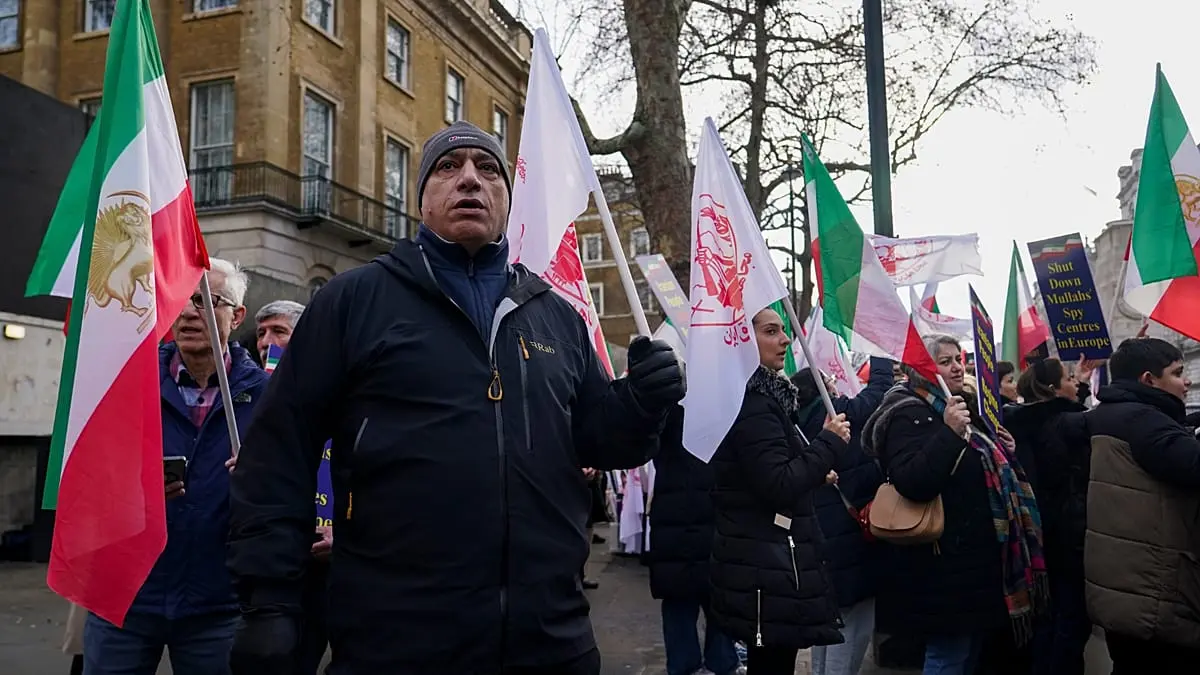 واشنطن تقترب من ضرب طهران.. والمعارضة الإيرانية تراهن على الحرب لإسقاط النظام