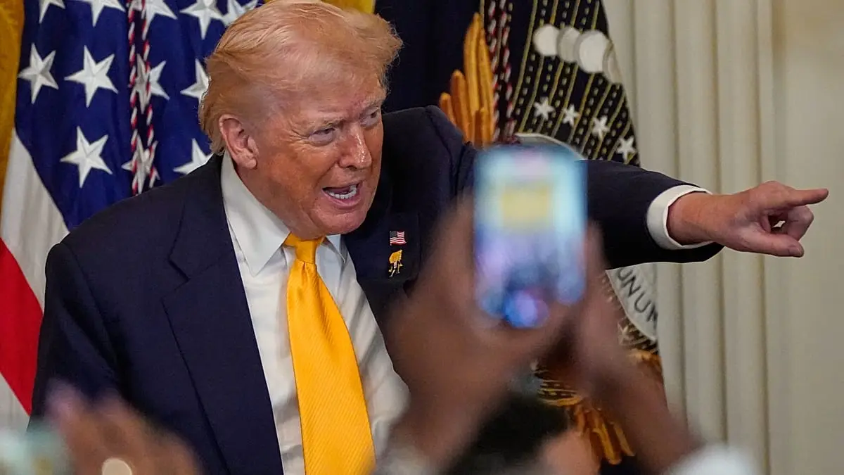 الاستعداد العسكري بلغ ذروته: ضربة إيران "اعتبارًا من السبت".. وترامب يقيّم الهجوم