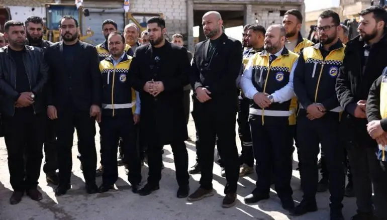 إطلاق مشروع لإزالة الأنقاض من الطرقات في عدة مناطق بمحافظة إدلب