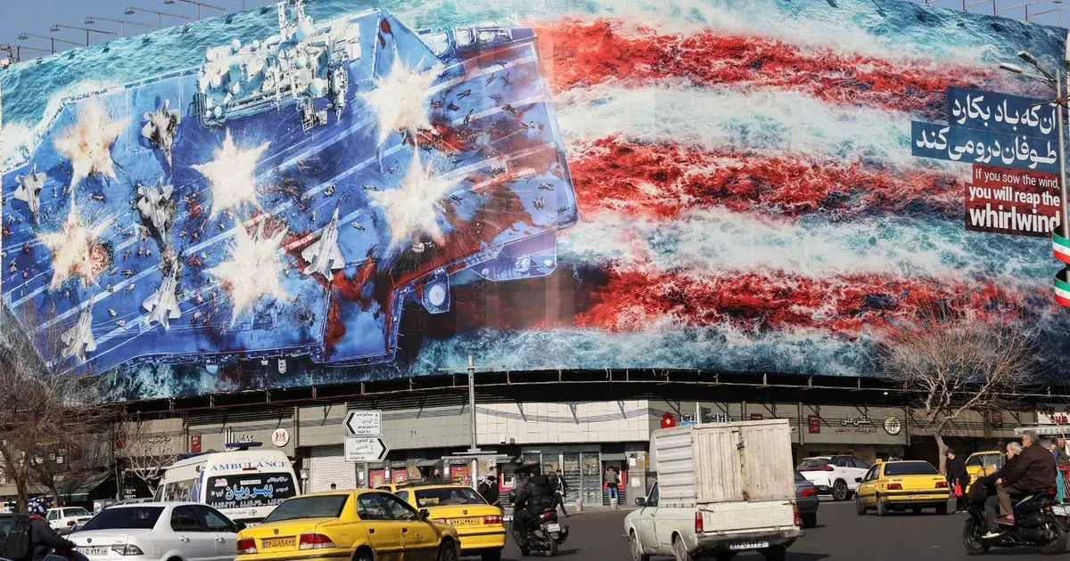 رئيس وزراء بولندا يدعو مواطنيه لمغادرة إيران: الإجلاء أمامه ساعات فقط