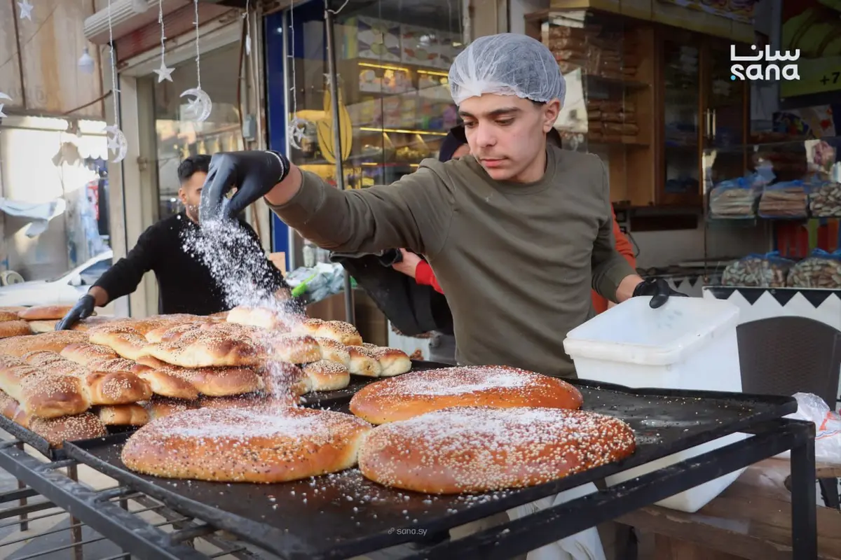 أسواق مدينة إعزاز بريف حلب الشمالي في أول أيام شهر رمضان المبارك