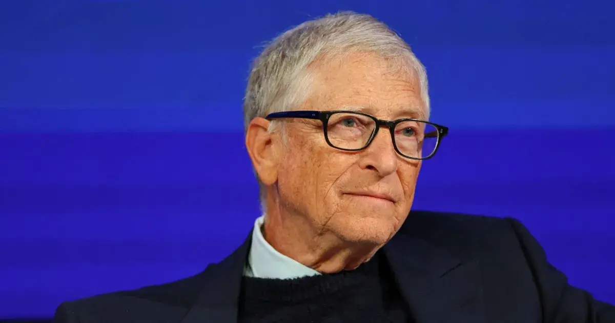 بيل جيتس يلغي كلمة بقمة الذكاء الاصطناعي مع تساؤلات عن علاقاته بإبستين