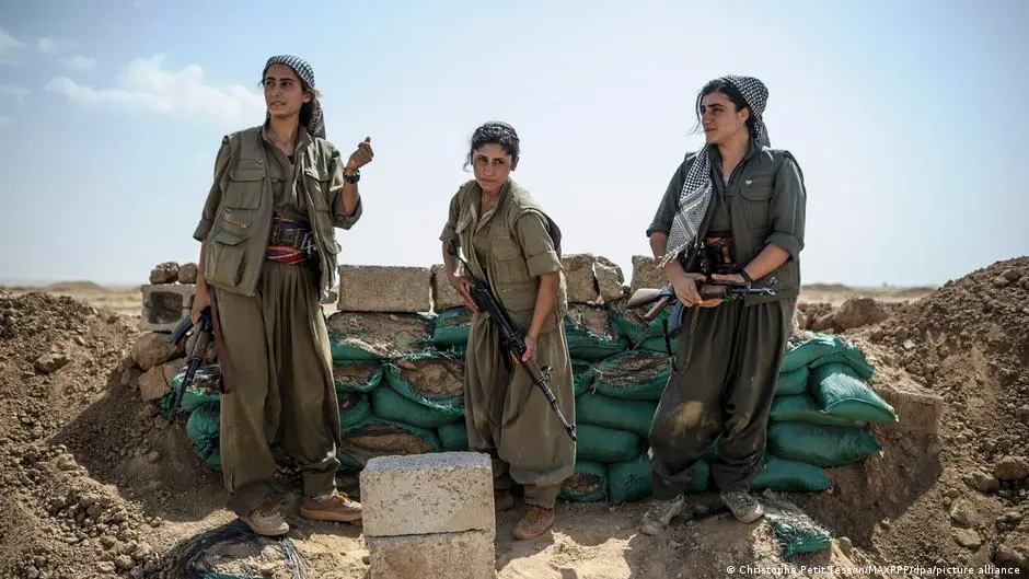 هل تلاشى حلم أكراد سوريا بحكم ذاتي بعد الاتفاق مع الشرع؟