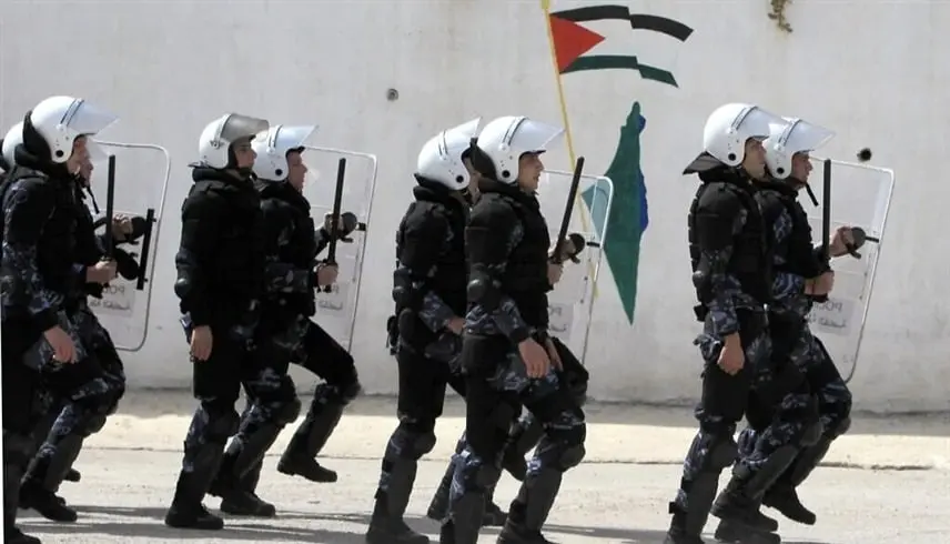 اللجنة الوطنية لإدارة غزة تبدأ حملة تجنيد أفراد الشرطة - موقع 24