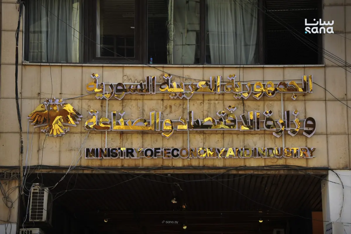 حماية المستهلك بدمشق تكثف رقابتها على محال المواد الغذائية والمعجنات