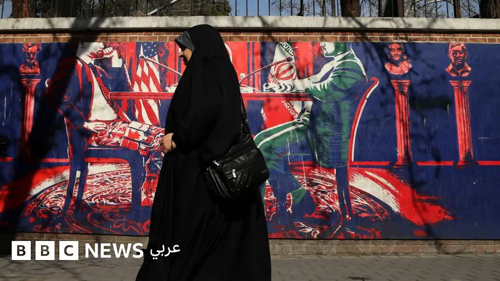 ما الذي قد يحدث إذا هاجمت الولايات المتحدة إيران؟ إليكم سبعة سيناريوهات - BBC News عربي