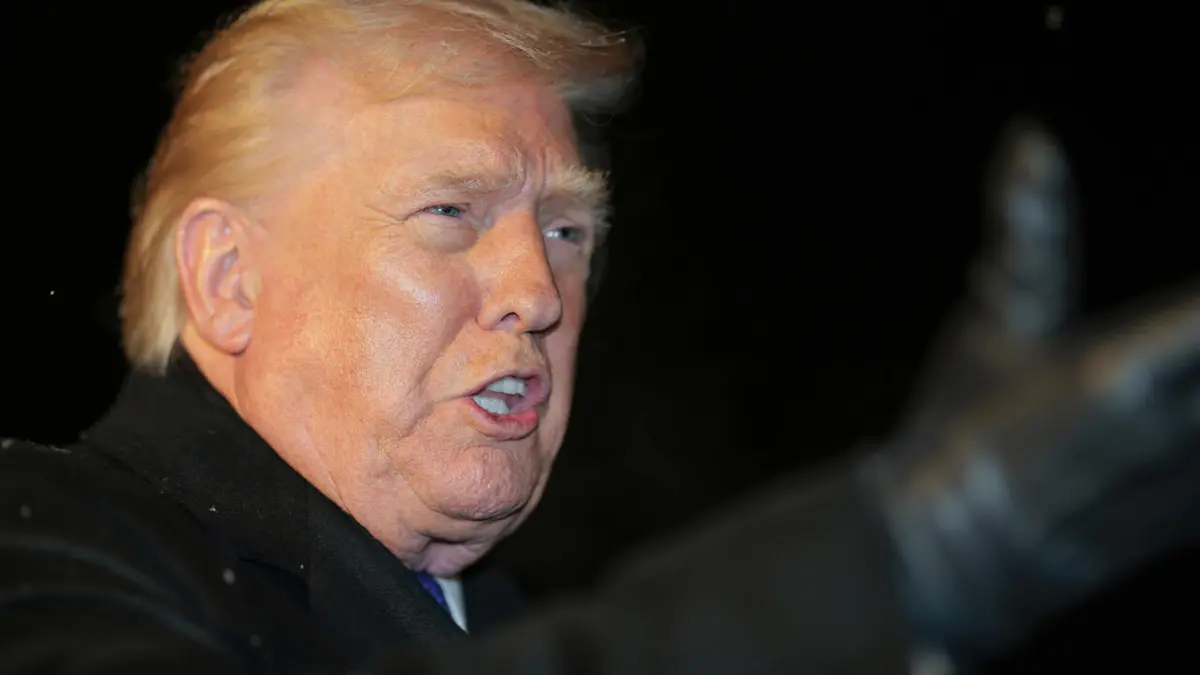 ترامب يضغط على إيران بمهلة قصيرة وسط حشد عسكري وتصعيد إقليمي