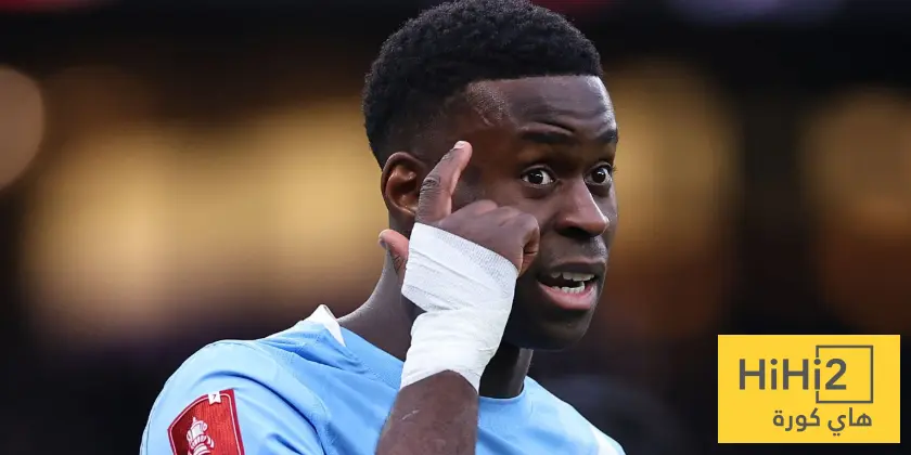 إشادة خاصة من ستونز بمدافع السيتي الجديد