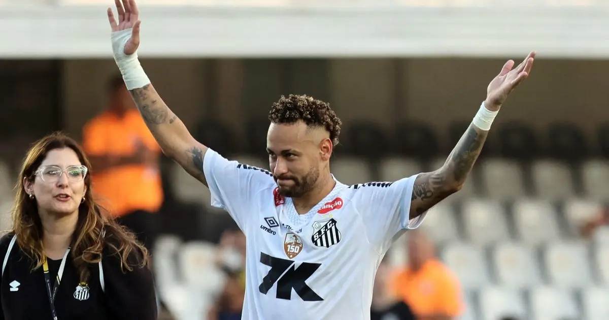 نيمار يلمح إلى موعد "محتمل" لاعتزاله كرة القدم