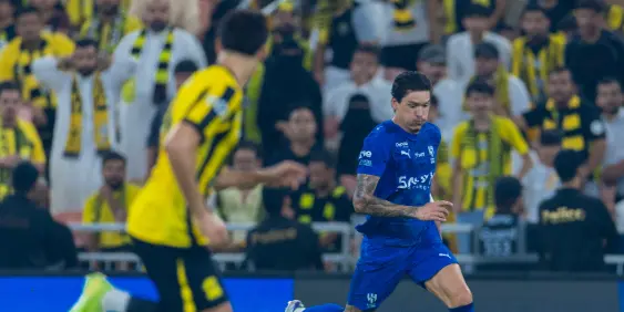 الذكاء الاصطناعي يختار الفائز من مباراة الهلال والاتحاد