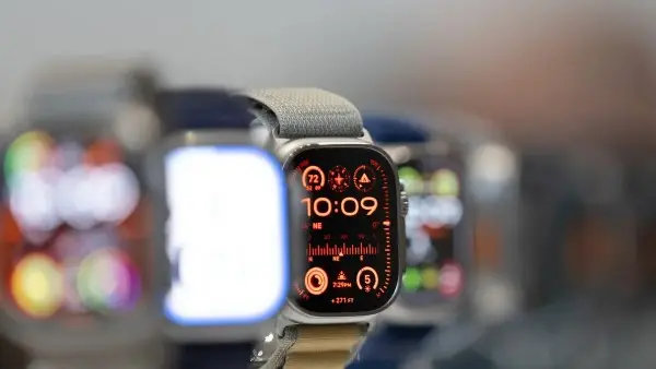 مقارنة شاملة بين أبل ووتش سيريز 11 وسيريز 10.. التصميم والميزات والسعر