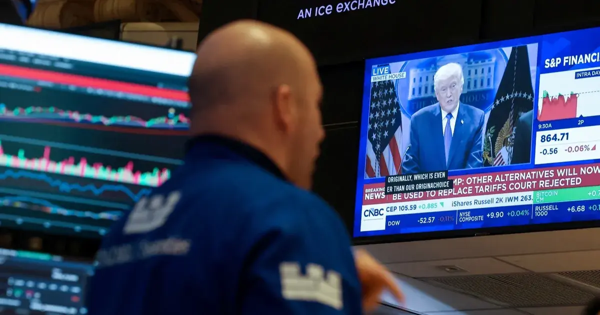 بعد قرار المحكمة العليا.. ترمب يتعهد بفرض رسوم جمركية جديدة بنسبة 10%