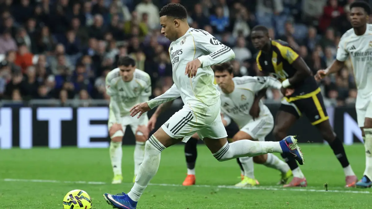 باريس سان جيرمان يبدأ بسداد مستحقات الفرنسي كيليان مبابي