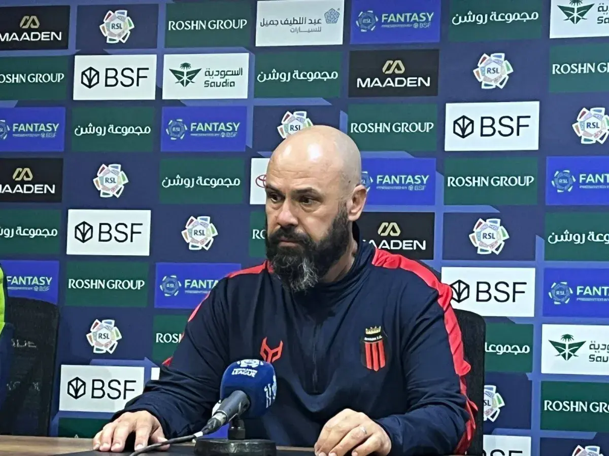 مدرب الرياض: كنت أرى بوادر الفوز في التدريبات