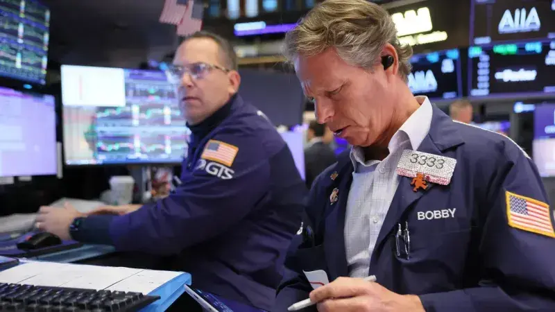 11.7 مليار دولار.. تدفقات صناديق الأسهم الأمريكية في أسبوع