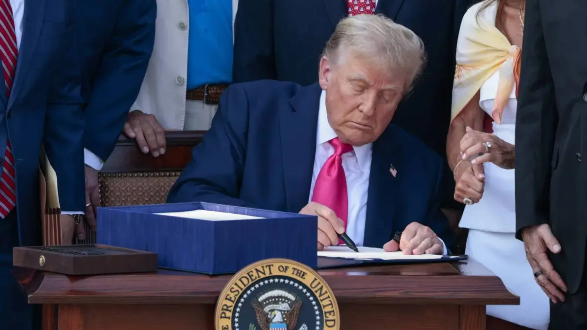 ترمب: الرسوم الجمركية العالمية التي فرضتها ستدخل حيز التنفيذ بشكل شبه فوري