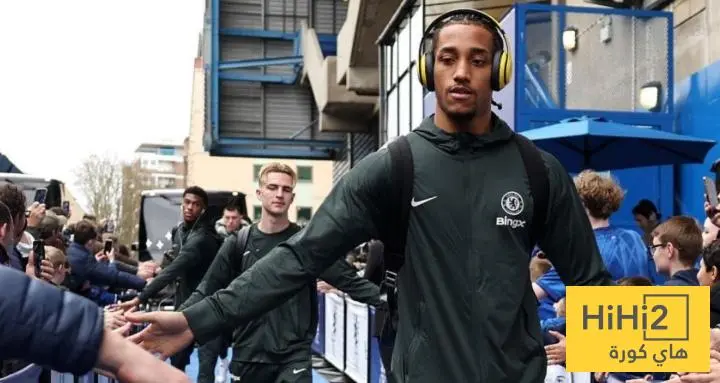 تشيلسي يصل ملعبه قبل مواجهة بيرنلي