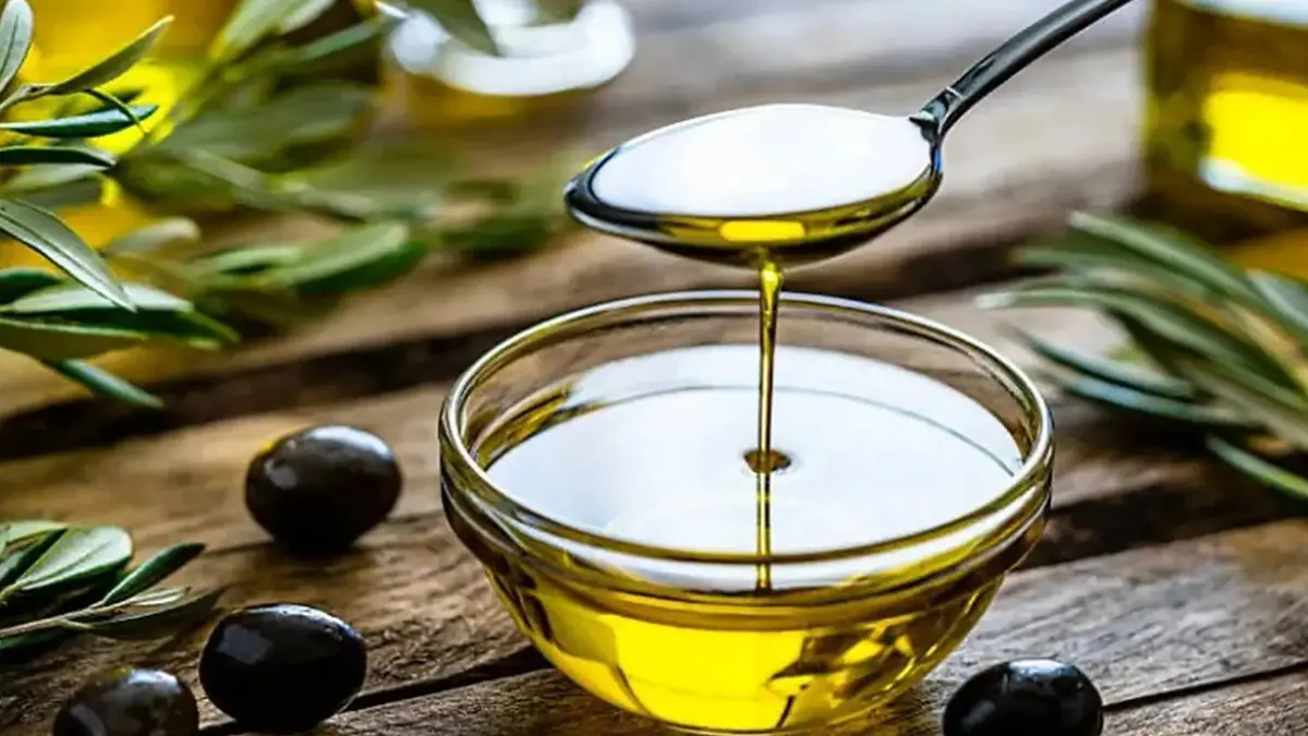 منعا للمتاجرة والتهافت.. القضاة يوجه "الاستهلاكية المدنية" لتنظيم بيع زيت الزيتون