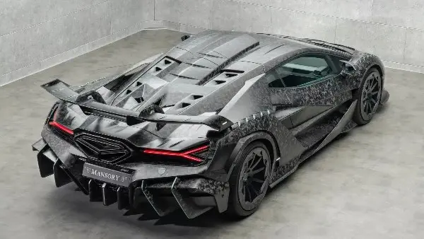 بقوة تتجاوز 1000 حصانًا.. لامبورجيني ريفويلتو بتعديلات مانسوري المميزة