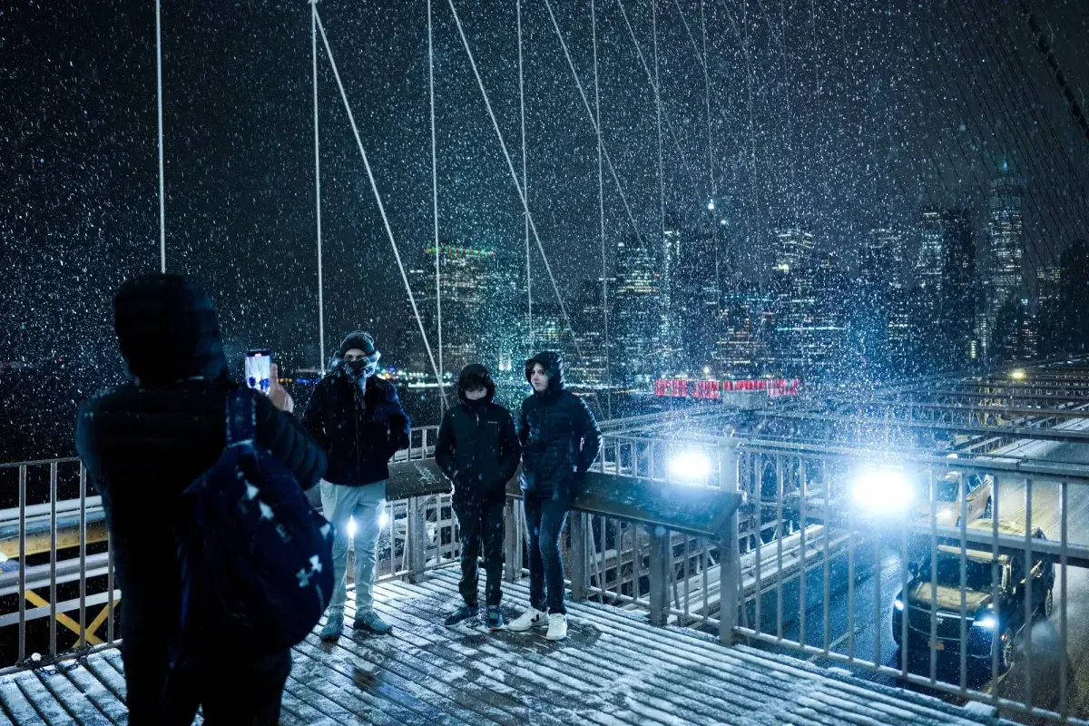 تحذيرات في نيويورك مع توجه عاصفة نحو الساحل الشرقي لأميركا