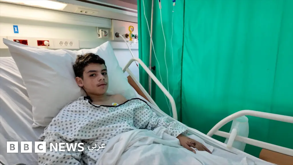 مبان تحولت إلى قنابل غير موقوتة في طرابلس اللبنانية - BBC News عربي