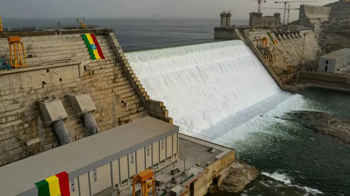 دراسة دولية تكشف هبوطا أرضيا وتشققات في موقع سد النهضة