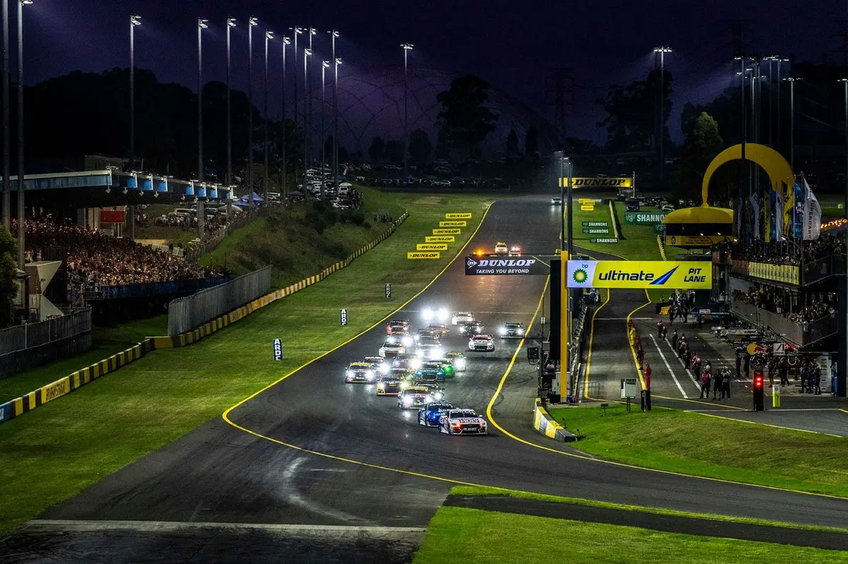 Supercars Sydney: Anton De Pasquale dominates night race