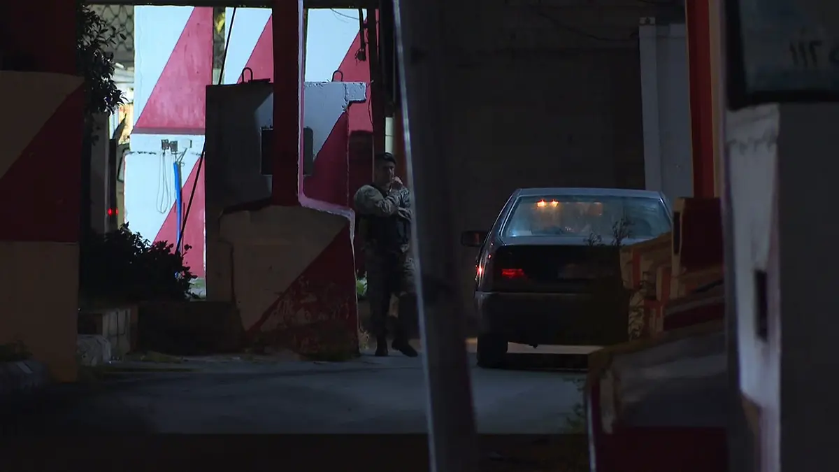 غارة إسرائيلية على مخيم عين الحلوة في لبنان.. ما التفاصيل؟