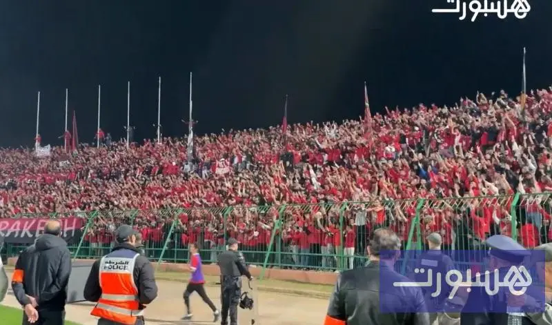 جمهور الكوكب المراكشي يصنع الاحتفالية في المدرجات - هسبورت