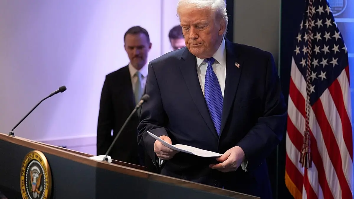 بمساحة 350 فدانًا و26 برج مراقبة: تفاصيل مخطط ترامب لإنشاء قاعدة عسكرية في غزة