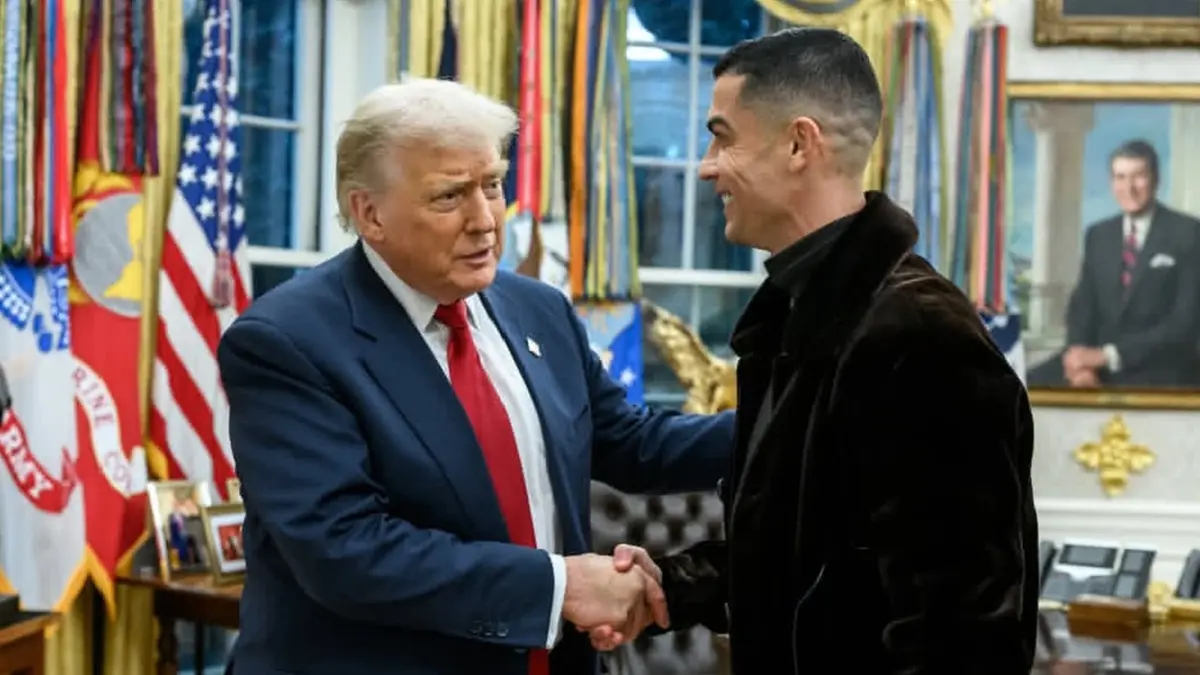 رسالة "مفاجئة" من ترامب إلى رونالدو.. ماذا جاء فيها؟