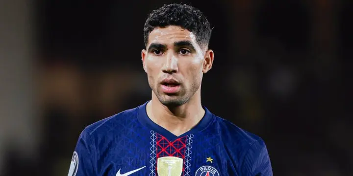 الرسم التكتيكي لتشكيلة باريس ضد ميتز