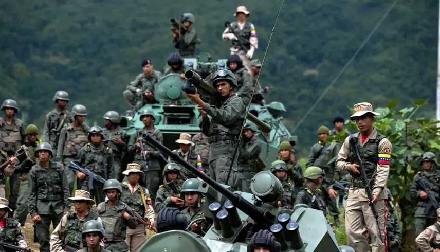 مستشارو أمن كوبيون يغادرون فنزويلا بضغط أمريكي - موقع 24