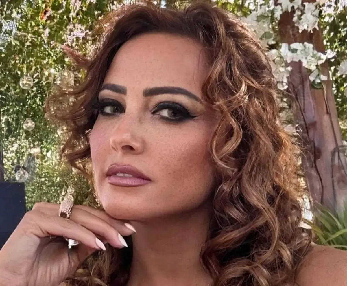 بشرى تؤكد: عادل إمام السبب في احترافها الغناء