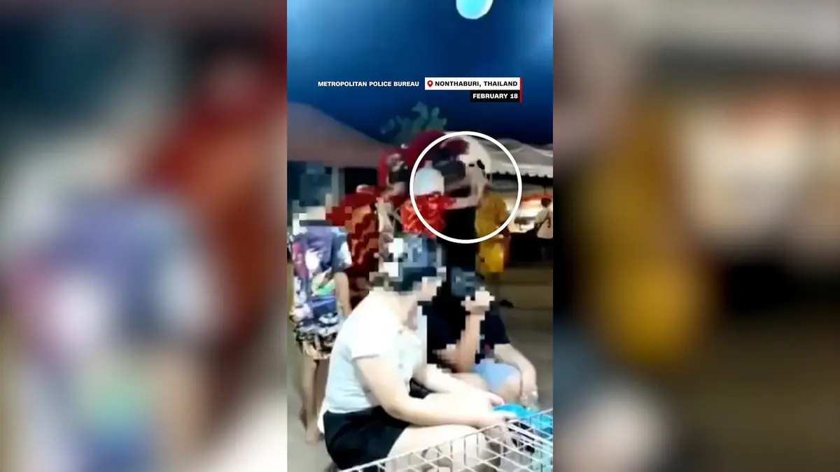 متنكرون بزي "راقص الأسد".. هكذا أوقع الضباط بسارق مشتبه به بتايلاند