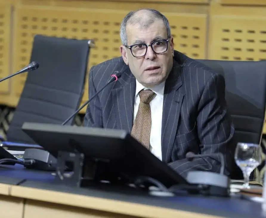 قطاع الإعلام العربي يواجه ضغوطاً جديدة