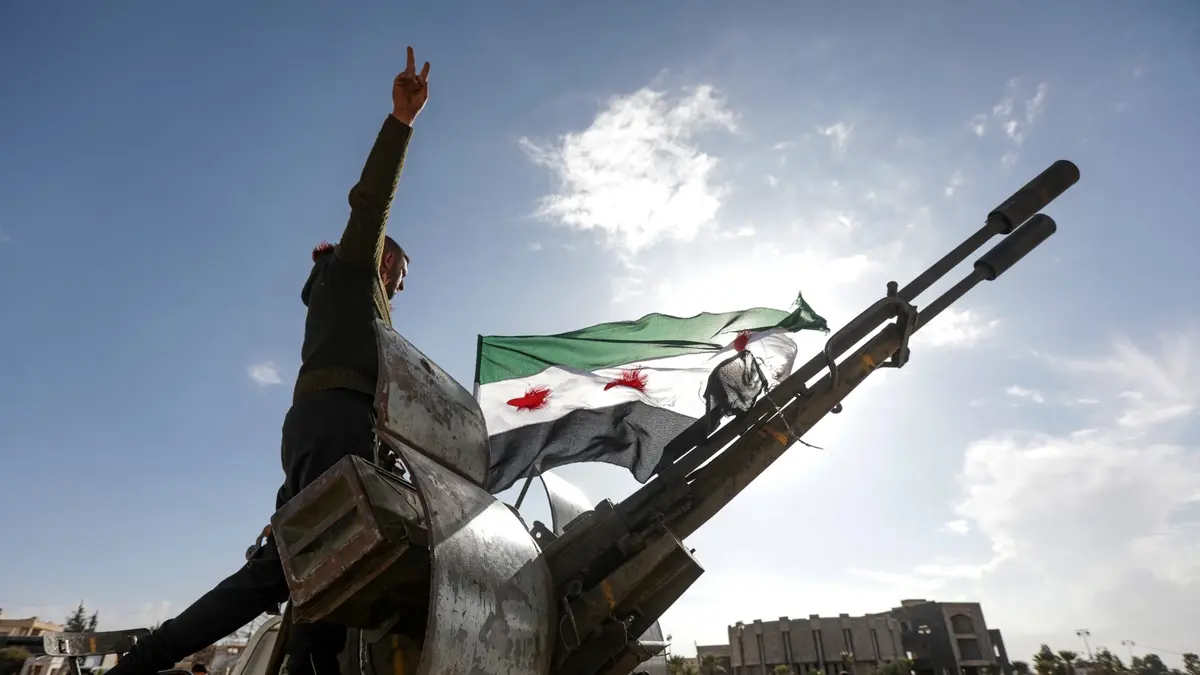 حقيقة فيديو "رفع علم إسرائيل في بصرى الشام جنوب سوريا"